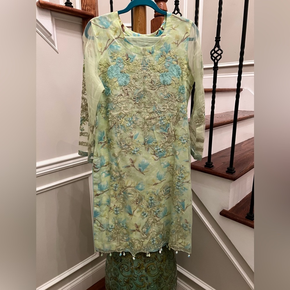 Large 3 pieces gul Ahmed suit Indian Pakistani outfit designer wear